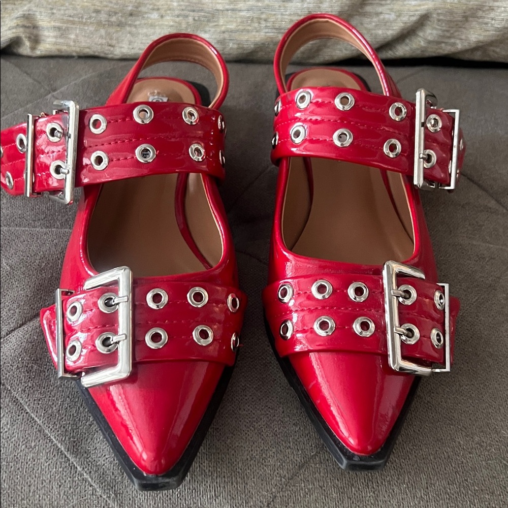 🖤STEVE MADDEN GRAYA RED PATENT SLINGBACK FLATS size 8